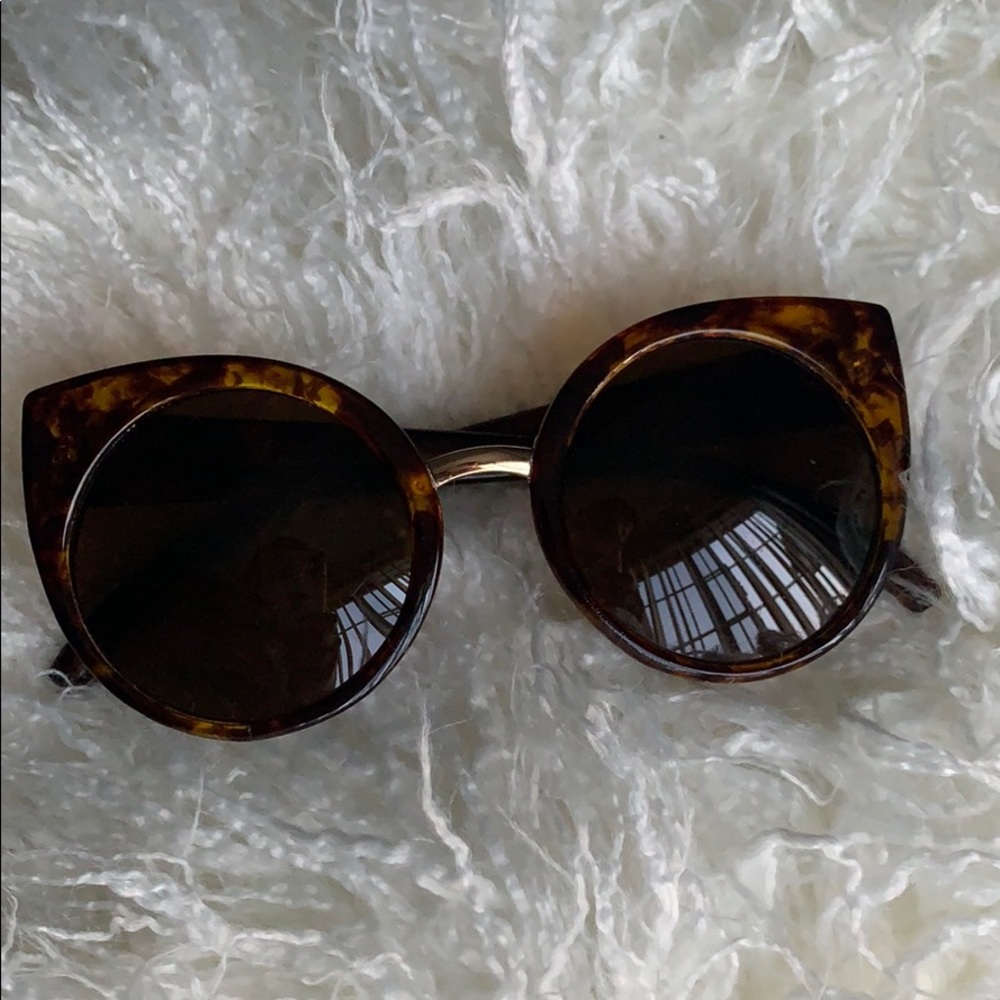 Quay sunglasses